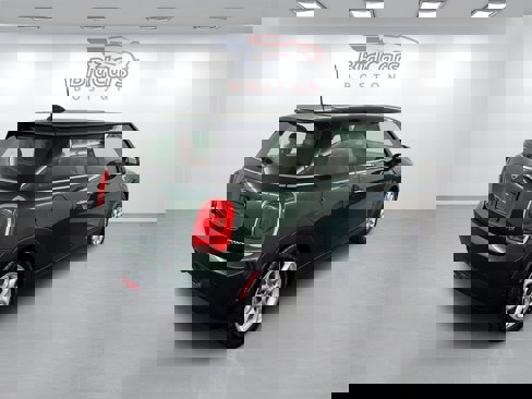 Used 2019 MINI Cooper 2-Door Hardtop w/ Signature Upholstery Package image 4