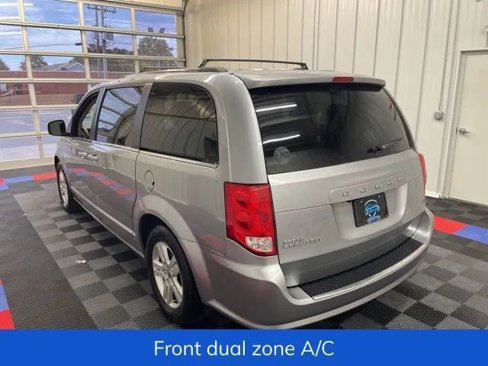 Used 2020 Dodge Grand Caravan Crew w/ Driver Convenience Group image 6