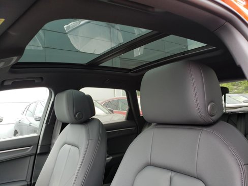 New 2025 Audi Q3 2.0T Premium image 7
