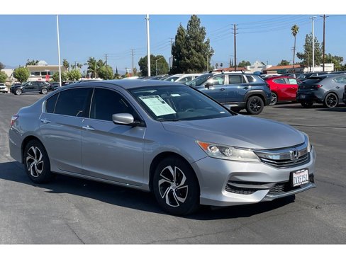 Used 2017 Honda Accord LX image 8