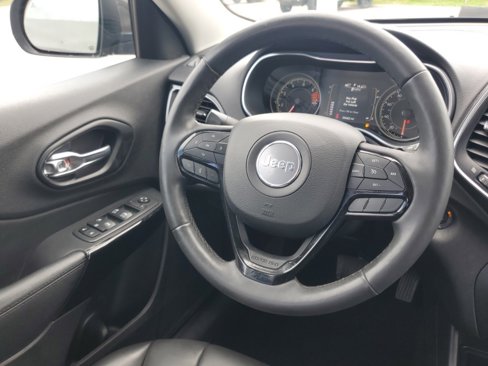 Used 2021 Jeep Cherokee Latitude Plus image 7