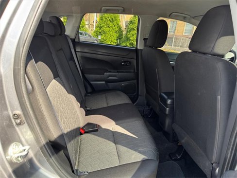 Used 2022 Mitsubishi Outlander Sport ES image 10