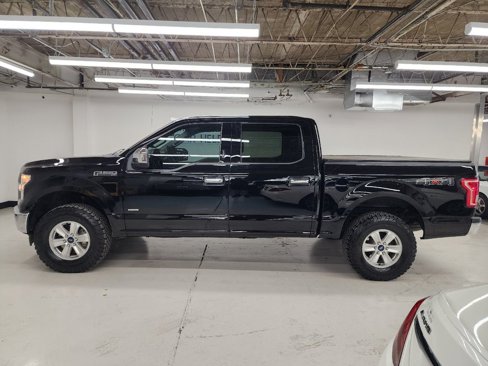 Used 2017 Ford F150 XLT image 8