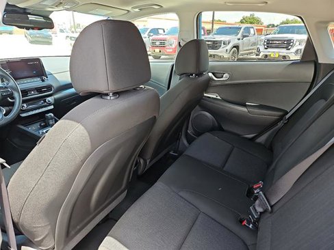 Used 2023 Hyundai Kona SEL w/ Convenience Package image 9