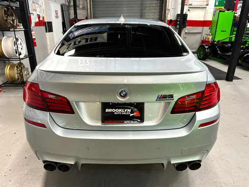 Used 2016 BMW M5 image 6