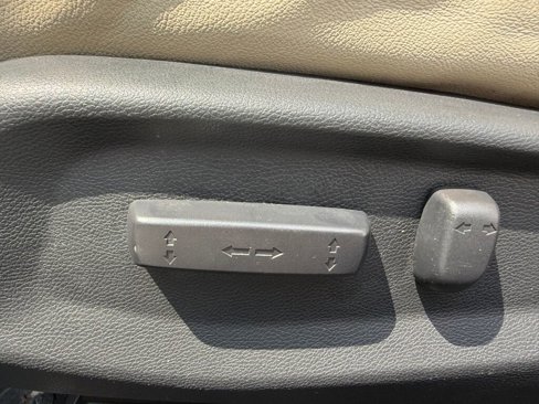 Used 2016 Honda Civic EX-L image 10
