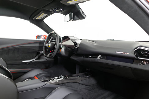 Used 2025 Ferrari 296 GTS image 25