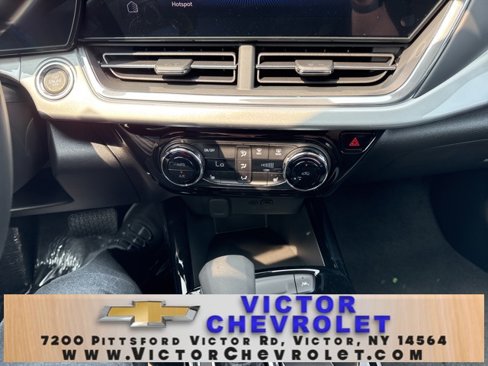 New 2025 Chevrolet Trax LT w/ Driver Confidence Package image 22