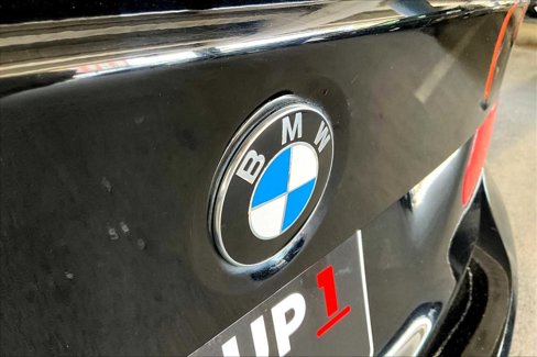 Used 2015 BMW 320i Sedan image 9