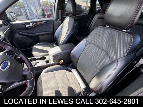 Used 2023 Ford Escape ST-Line Elite image 7