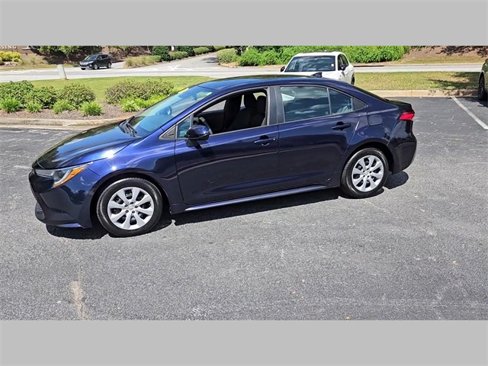 Used 2021 Toyota Corolla LE image 35