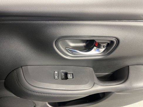Certified 2025 Honda HR-V LX image 10