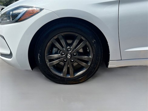 Used 2018 Hyundai Elantra SEL image 32