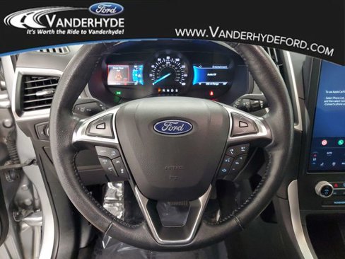 Used 2023 Ford Edge SEL image 21