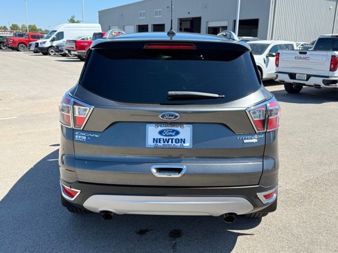 Used 2018 Ford Escape Titanium image 32