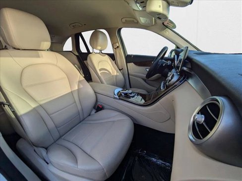 Certified 2017 Mercedes-Benz GLC 300 image 21