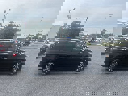 Used 2015 Honda Odyssey Touring image 5