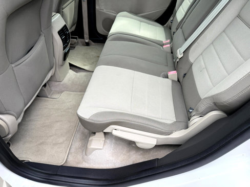 Used 2013 Ford C-MAX SE image 21
