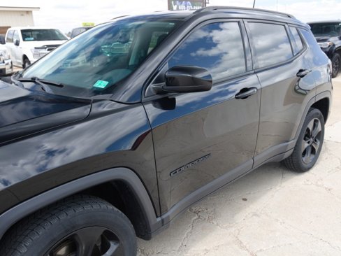 Used 2018 Jeep Compass Latitude image 7
