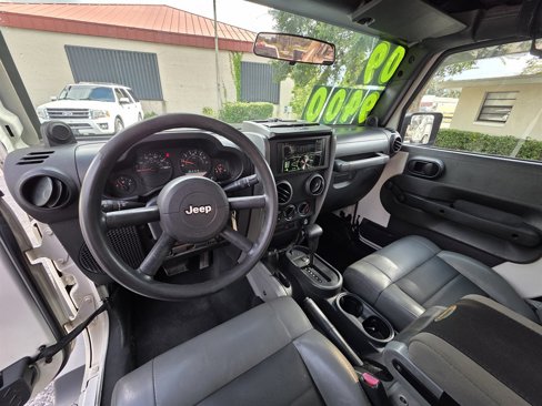 Used 2009 Jeep Wrangler X image 15