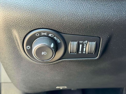 Used 2022 Jeep Compass Trailhawk w/ Trailhawk Elite Group image 26