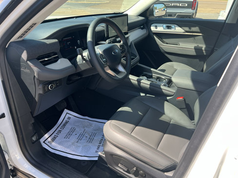 New 2025 Ford Explorer Active w/ Active Comfort Package image 18