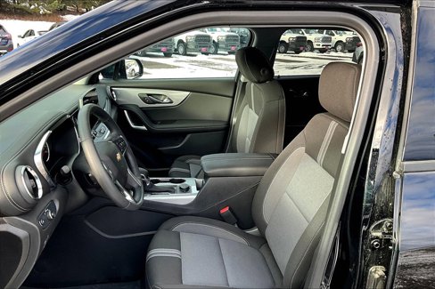 New 2025 Chevrolet Blazer LT image 10