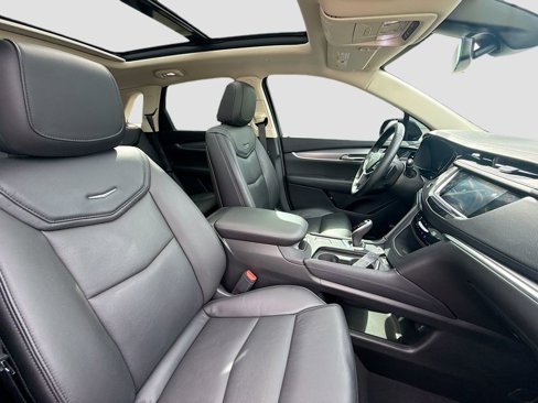 Used 2019 Cadillac XT5 Luxury image 30