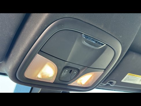Used 2015 Chrysler 200 S w/ Navigation & Sound Group I image 17