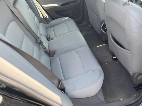 Used 2022 Chevrolet Malibu LT image 25