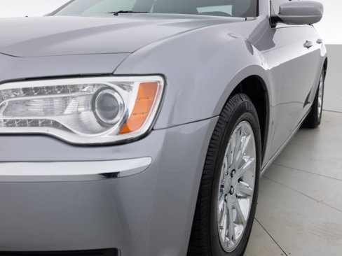 Used 2014 Chrysler 300 w/ Wheels & Beats Group image 12
