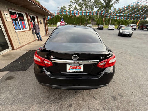 Used 2016 Nissan Altima 2.5 SV w/ Convenience Package image 7