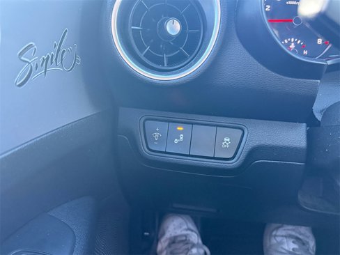 Certified 2022 Kia Forte LXS w/ LXS Technology Package image 29