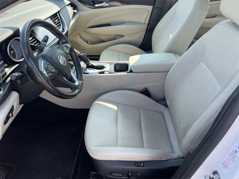 Used 2018 Buick Regal Essence w/ Driver Confidence Package #1 image 14