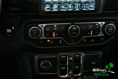 Used 2022 Jeep Wrangler Unlimited Rubicon w/ Dual Top Group image 42
