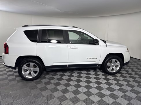 Used 2016 Jeep Compass Sport w/ Power Value Group image 6