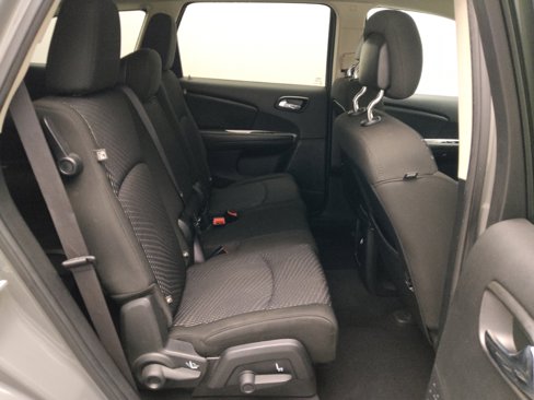 Used 2020 Dodge Journey SE w/ SE Popular Equipment Group image 19