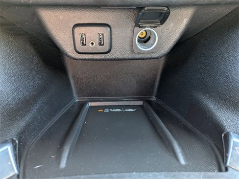 Used 2022 Chevrolet Traverse LT image 21