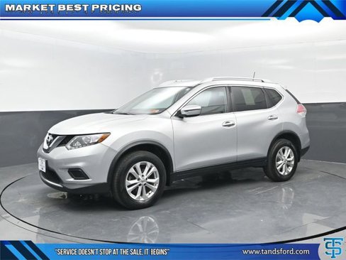 Used 2016 Nissan Rogue SV image 1