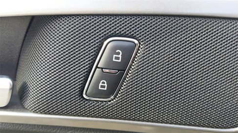 Used 2019 Ford Fusion SE image 17