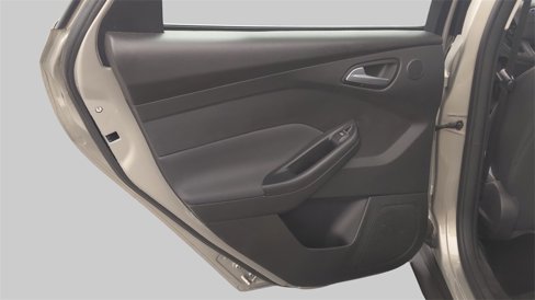 Used 2015 Ford Focus Titanium image 29