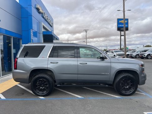 Used 2018 Chevrolet Tahoe LT w/ Luxury Package image 4
