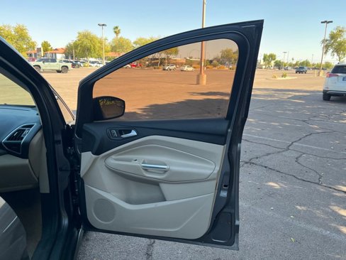 Used 2013 Ford C-MAX SE image 18