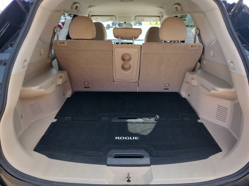 Used 2016 Nissan Rogue S w/ Appearance Package image 18