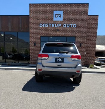 Used 2015 Jeep Grand Cherokee Limited image 6