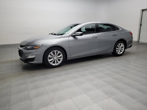Used 2023 Chevrolet Malibu LT image 2