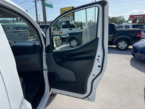 Used 2019 Nissan NV200 S image 14
