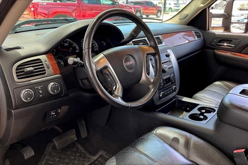 Used 2007 GMC Sierra 2500 SLT w/ Z71 Off-Road Package image 16