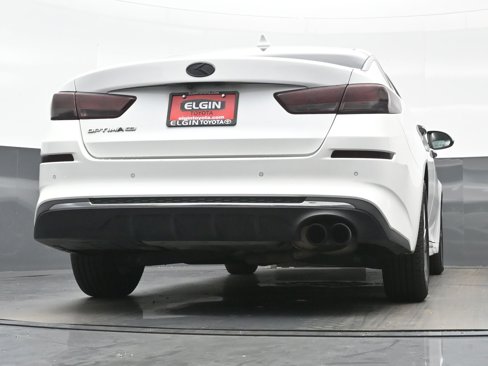 Used 2020 Kia Optima LX image 27
