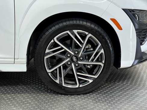 Used 2022 Hyundai Kona N Line w/ Tech Package image 9